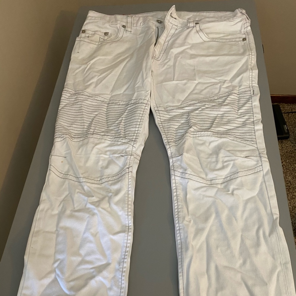 Men’s true religion jeans